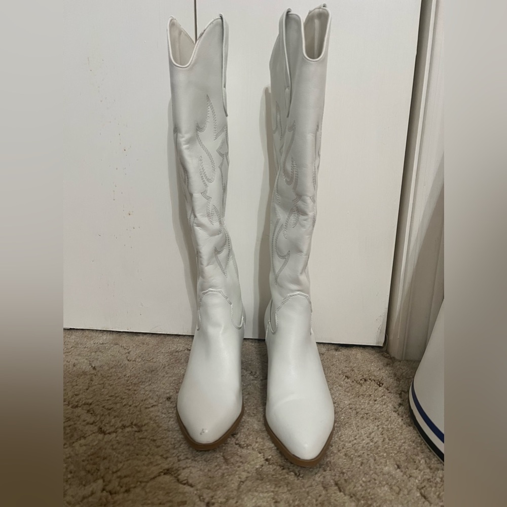 BRAND NEW!! ONLY WORN ONCE!!!